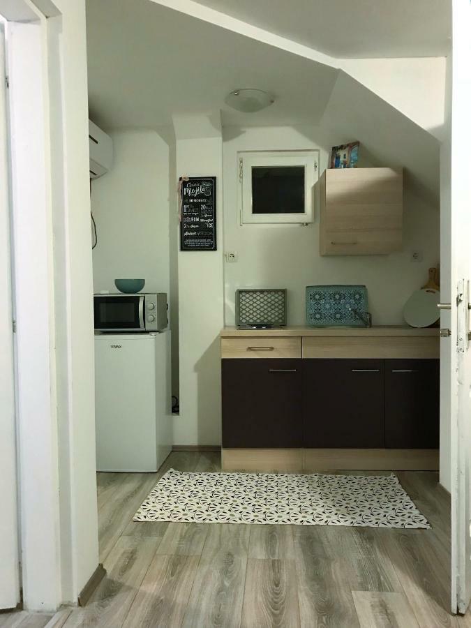 Chloe * Trogir