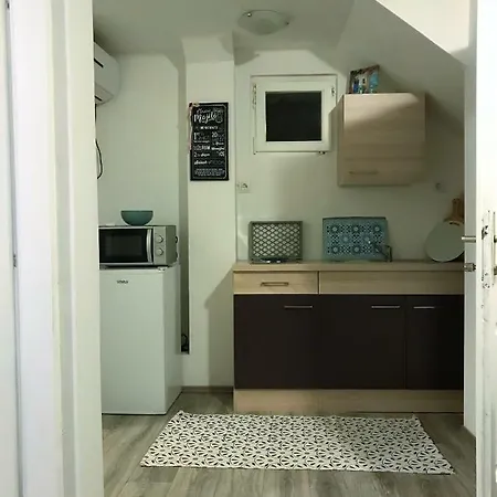 Apartment Chloe Trogir Exterior photo