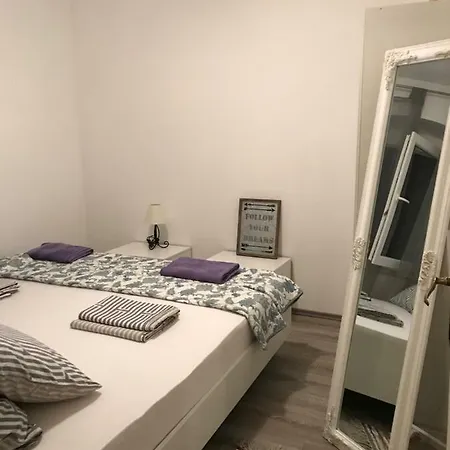 Apartment Chloe Trogir Exterior photo
