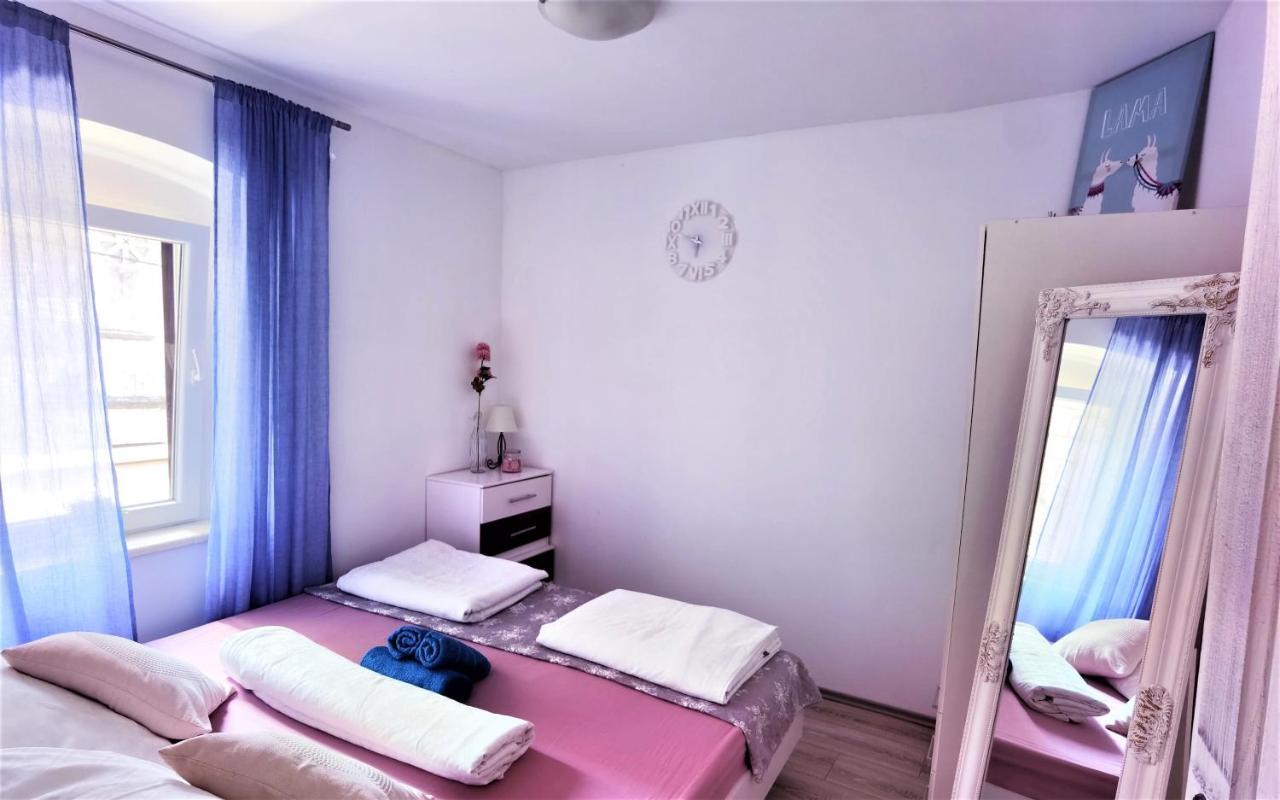 Chloe Apartment